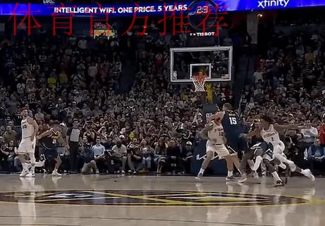 最后时刻阿门跟防哈达威被吹无球犯规,火箭挑战失败 最后时刻阿门跟防哈达威被吹无球犯规,火箭挑战失败